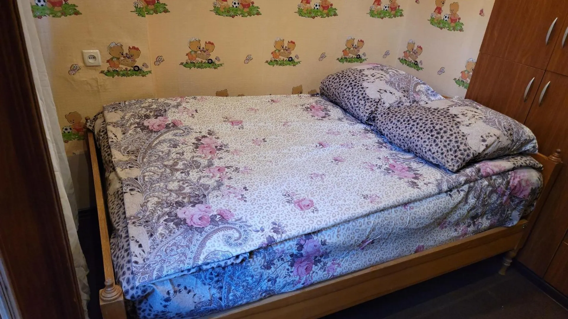 Apartment On Leonidze 18 ティビリシ グルジア